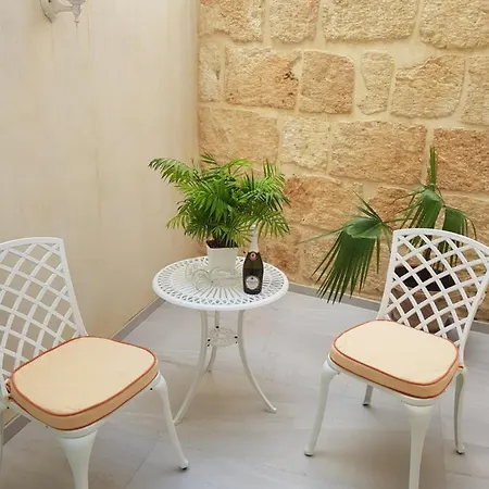 Tal-kampjin Апартаменты Меллиеха