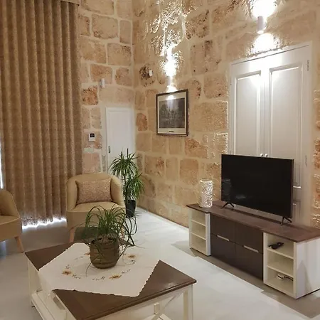 Tal-kampjin Апартаменты *