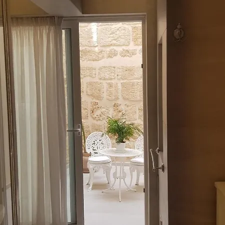 Tal-kampjin Διαμέρισμα